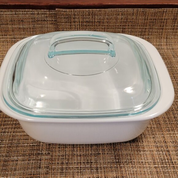 CORNING Ware Corelle Simply Lite Glass Casserole w/ Glass Lid 1.5 Qt EUC - Picture 2 of 14
